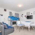 Awesome In With Kitchen