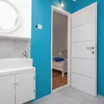 Awesome In With Kitchen Nyaraló