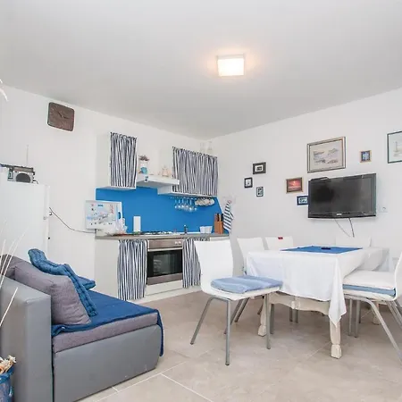 Awesome In With Kitchen