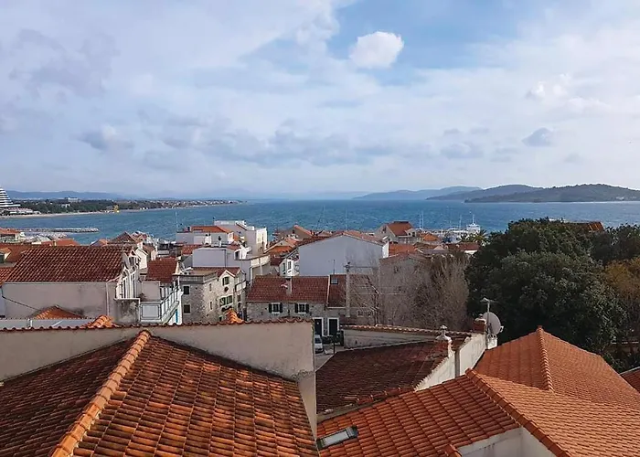 Feriehus Awesome In With Kitchen Vodice