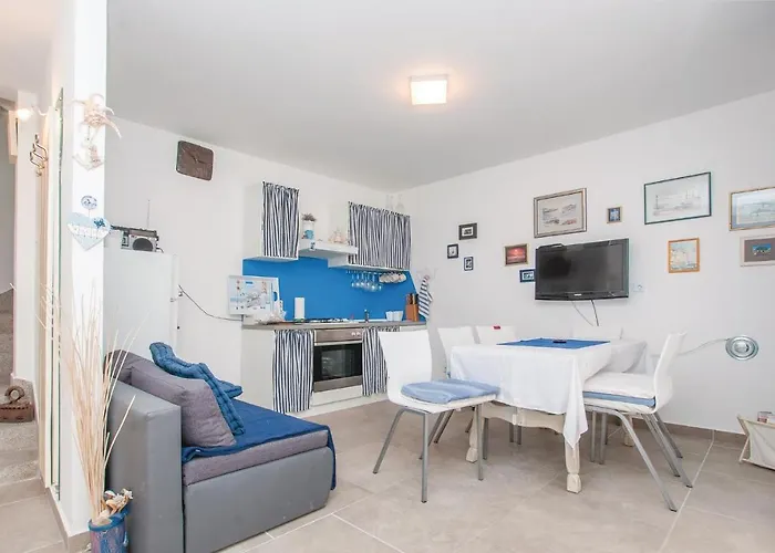 Awesome In With Kitchen