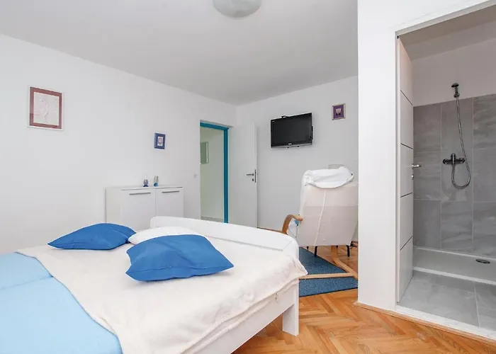 Awesome In With Kitchen